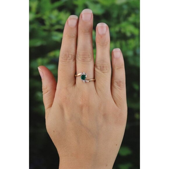 14k Yellow Gold Natural Emerald & Diamond Ring Size 8 1/2 - Picture 2 of 7